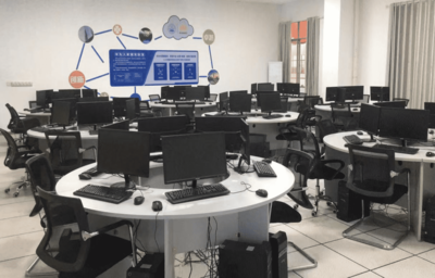 聚焦创新，引领未来——学院软件技术开发与销售专业简介